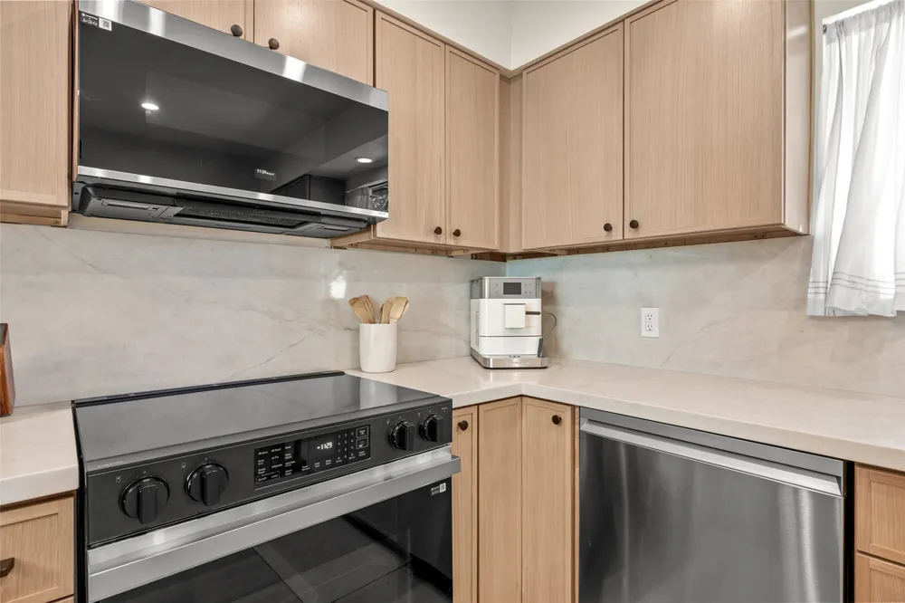 1304 Mariposa Drive #132 Austin, TX 78704