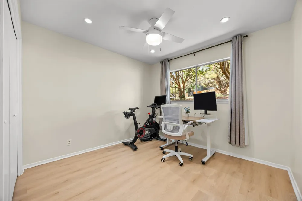 1304 Mariposa Drive #132 Austin, TX 78704