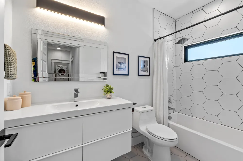 409 W 55th 1/2 Street #1 Austin, TX 78751