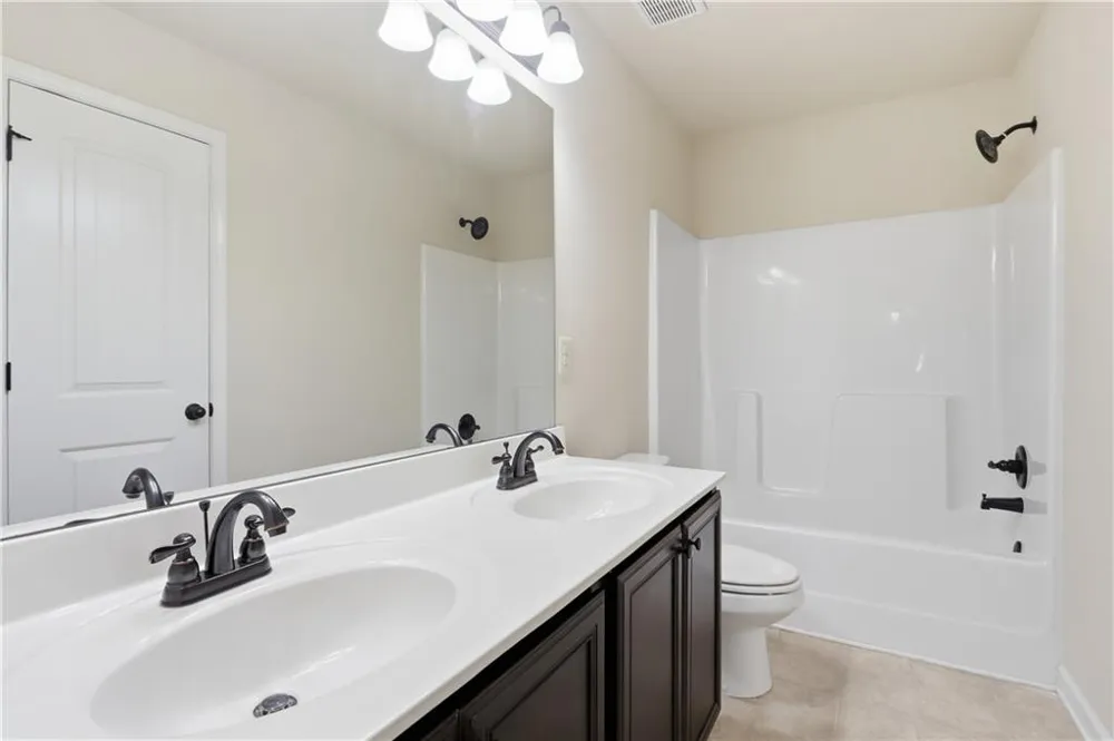 157 Ashbury Circle Dallas, GA 30157