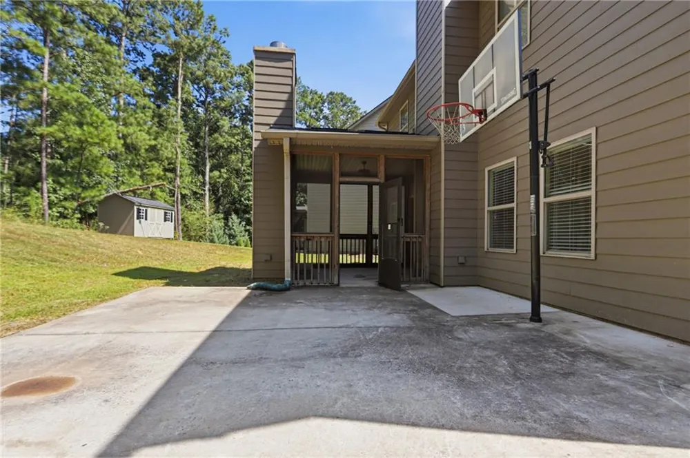 157 Ashbury Circle Dallas, GA 30157