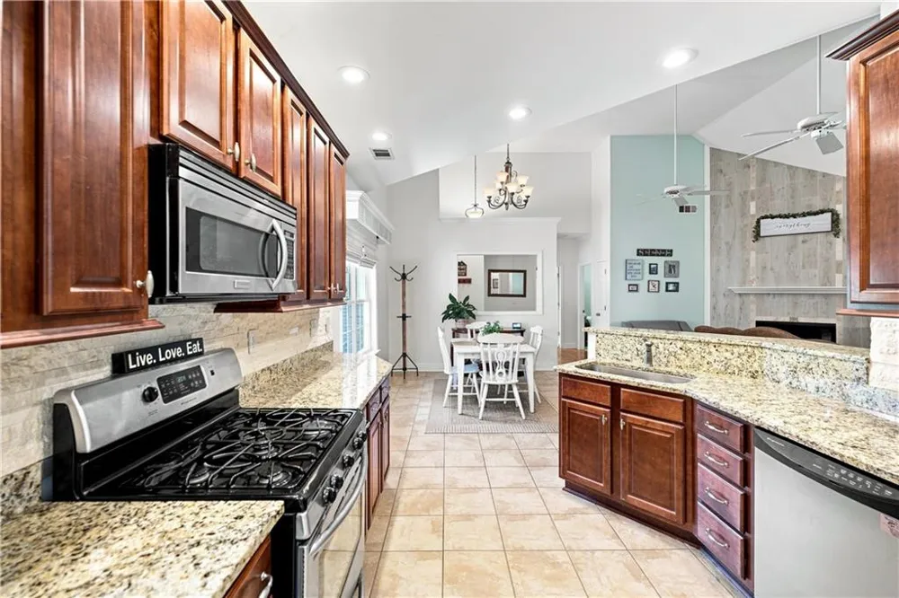 5995 Cedar Lake Trail Loganville, GA 30052