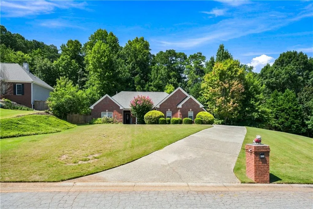 5995 Cedar Lake Trail Loganville, GA 30052