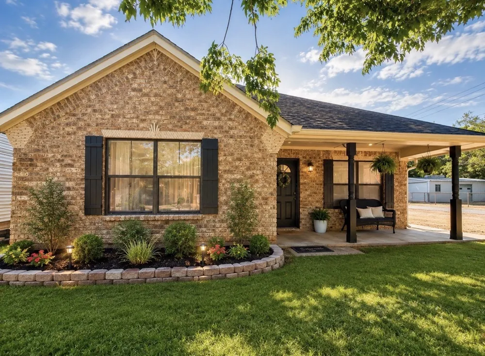 905 Miller Street Decatur, TX 76234