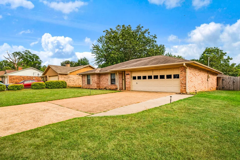 2710 Ballard Drive Paris, TX 75460