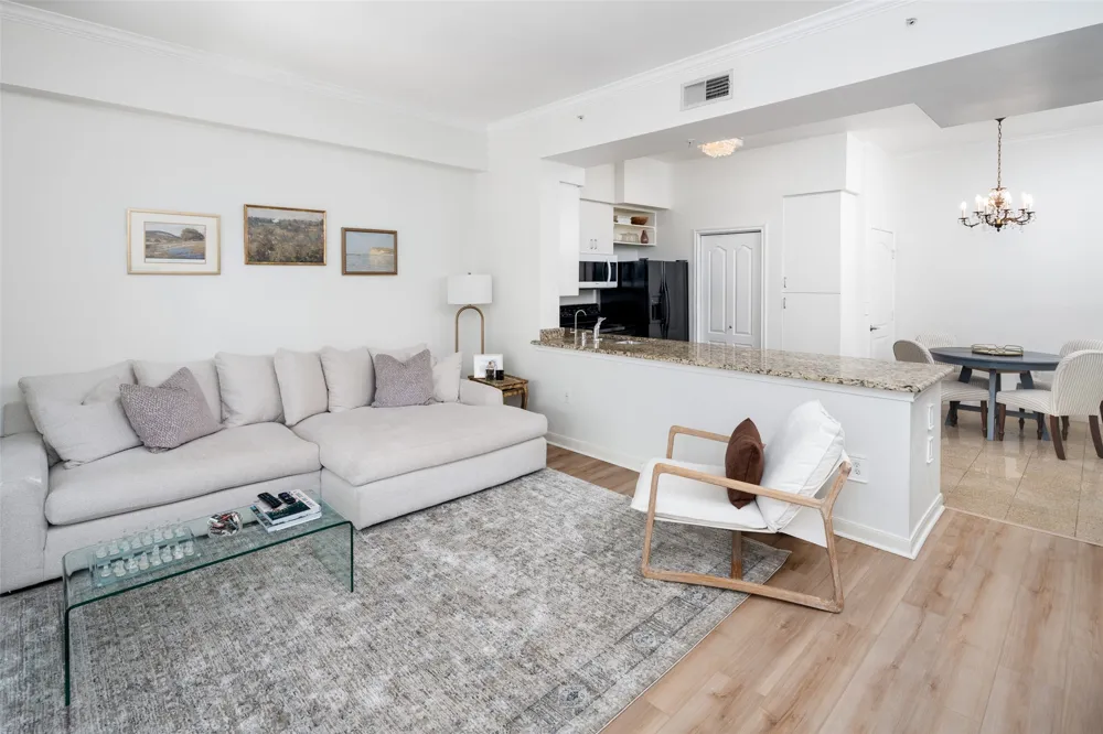 3225 Turtle Creek Boulevard #234 Dallas, TX 75219