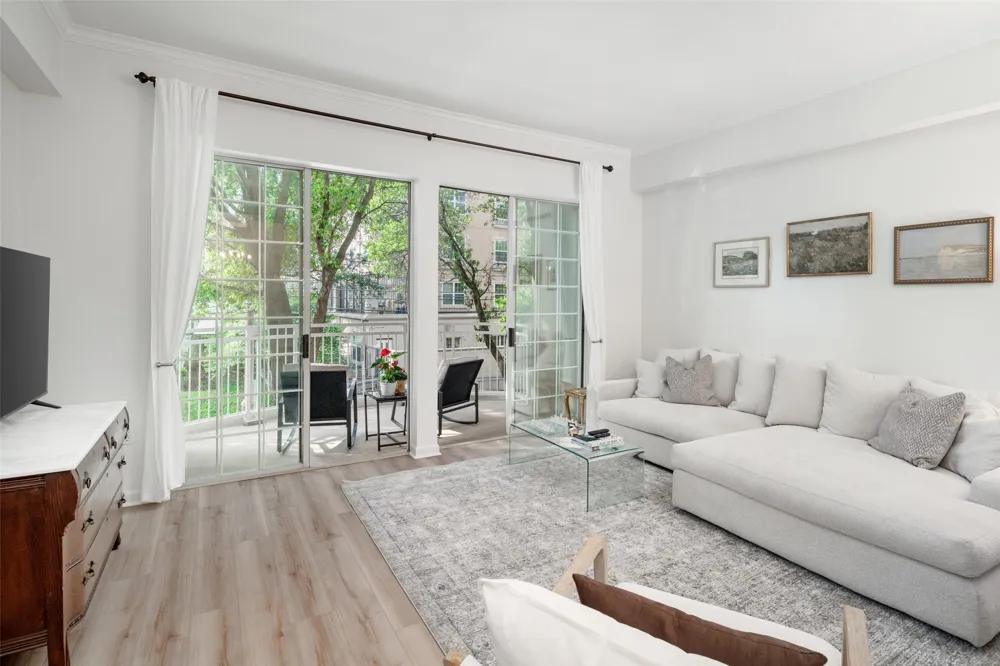 3225 Turtle Creek Boulevard #234 Dallas, TX 75219