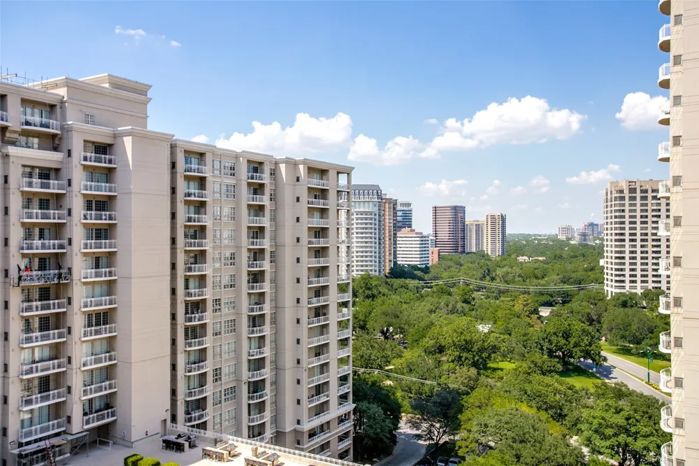 3225 Turtle Creek Boulevard #234 Dallas, TX 75219