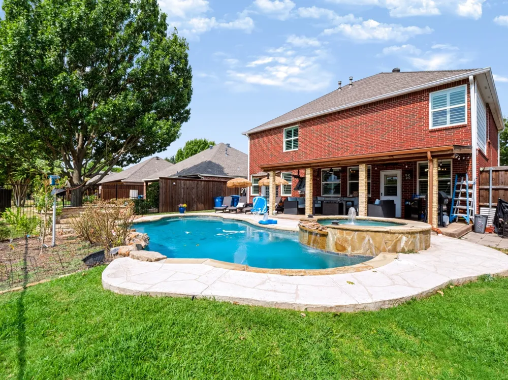 10518 Woodlands Trail Rowlett, TX 75089