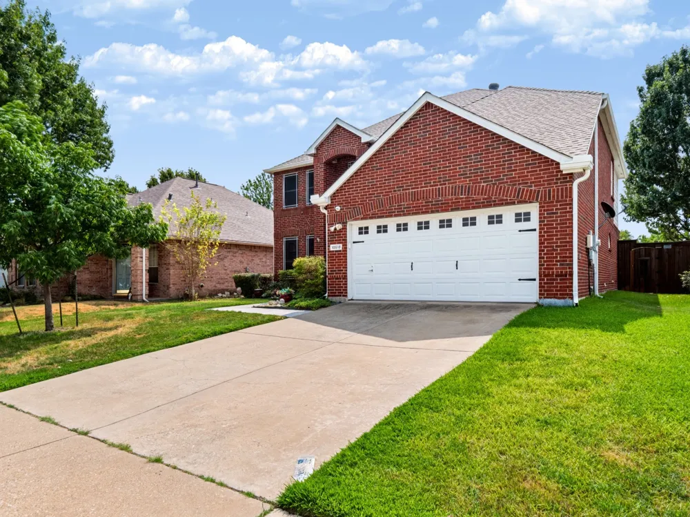 10518 Woodlands Trail Rowlett, TX 75089
