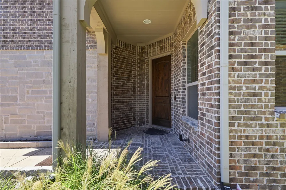 2433 Mare Road Carrollton, TX 75010
