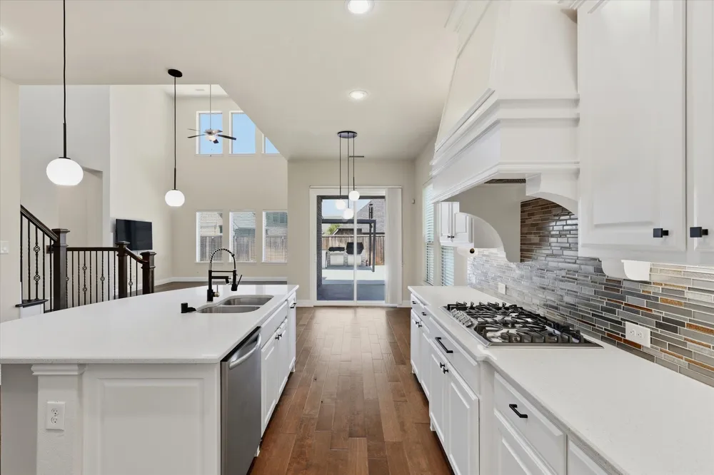 2433 Mare Road Carrollton, TX 75010