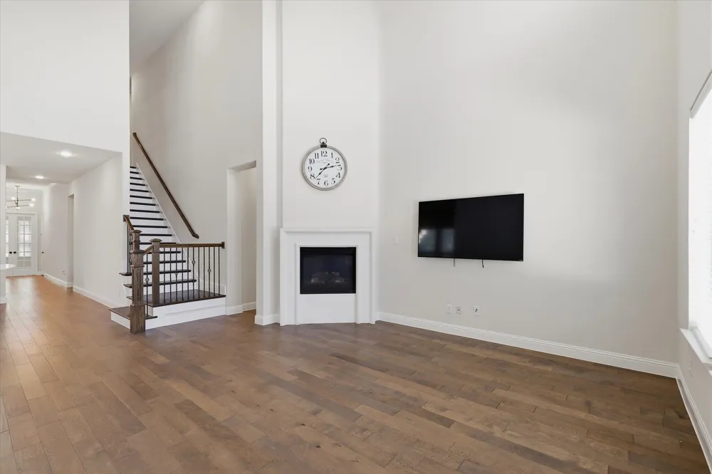 2433 Mare Road Carrollton, TX 75010