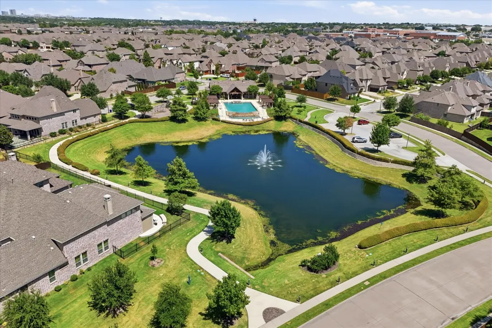 2433 Mare Road Carrollton, TX 75010