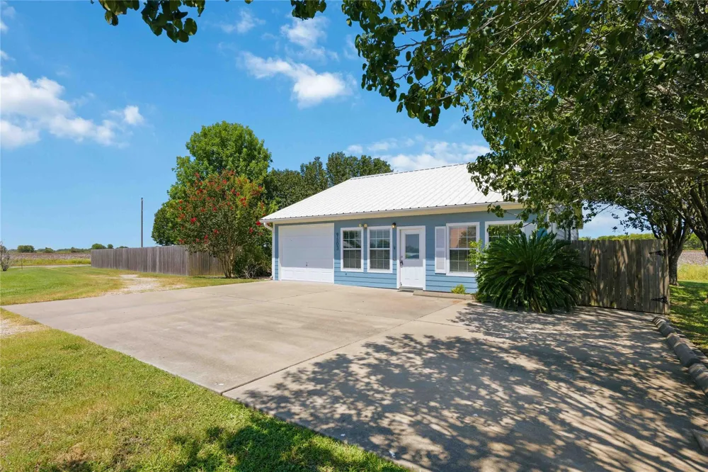 9603 Surrey Lane Richmond, TX 77469