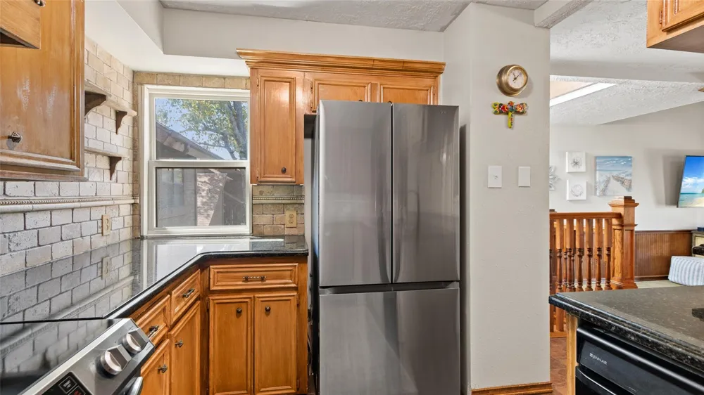 655 Davis Road League City, TX 77573