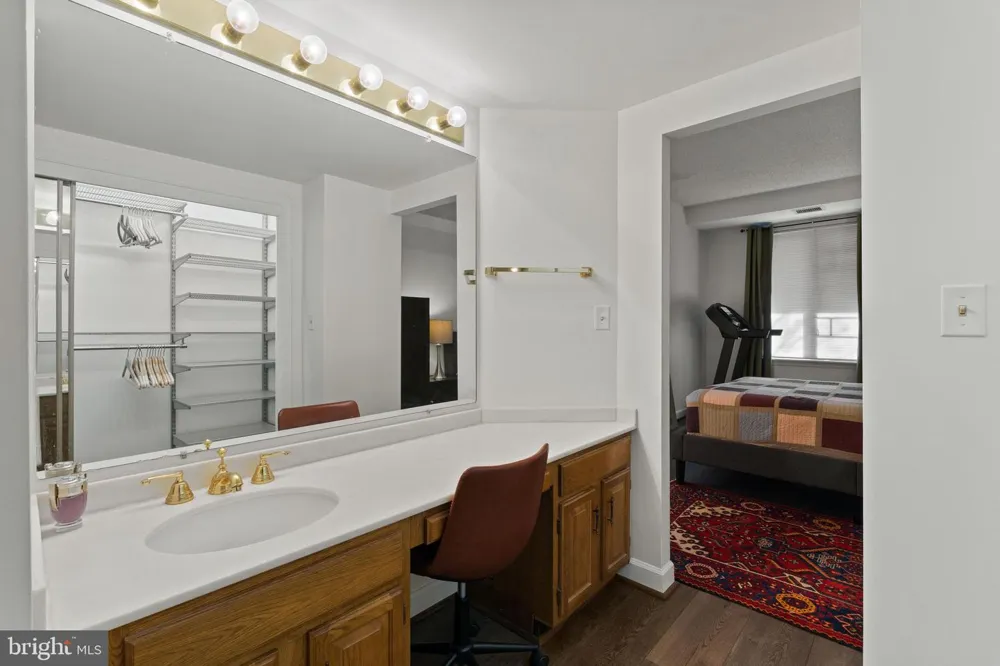 1080 WISCONSIN AVENUE NW #1002 Washington, DC 20007