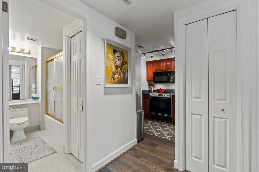 1080 WISCONSIN AVENUE NW #1002 Washington, DC 20007