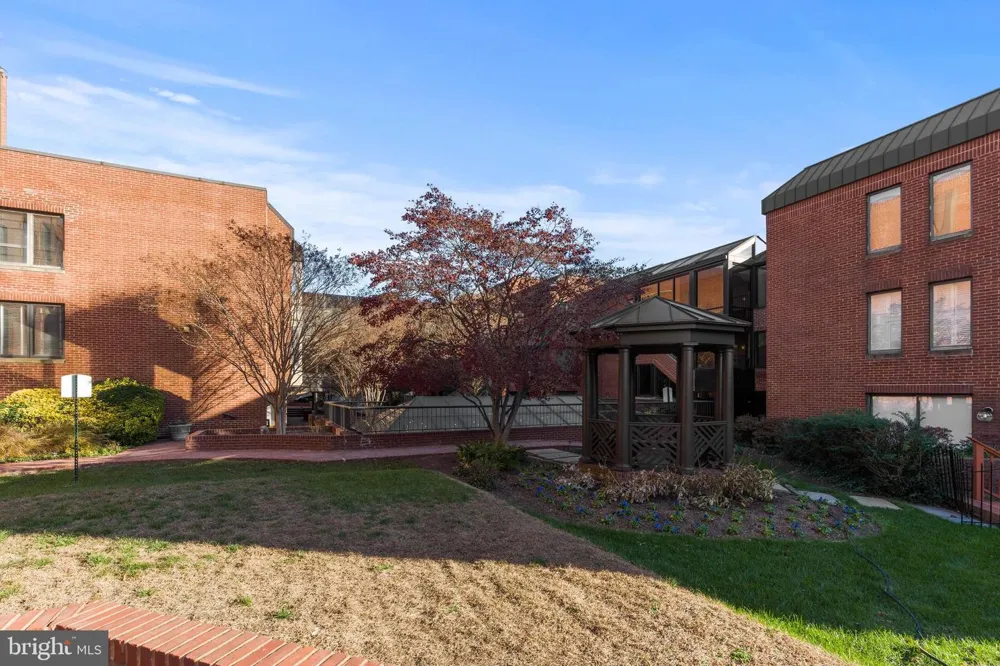 1080 WISCONSIN AVENUE NW #1002 Washington, DC 20007