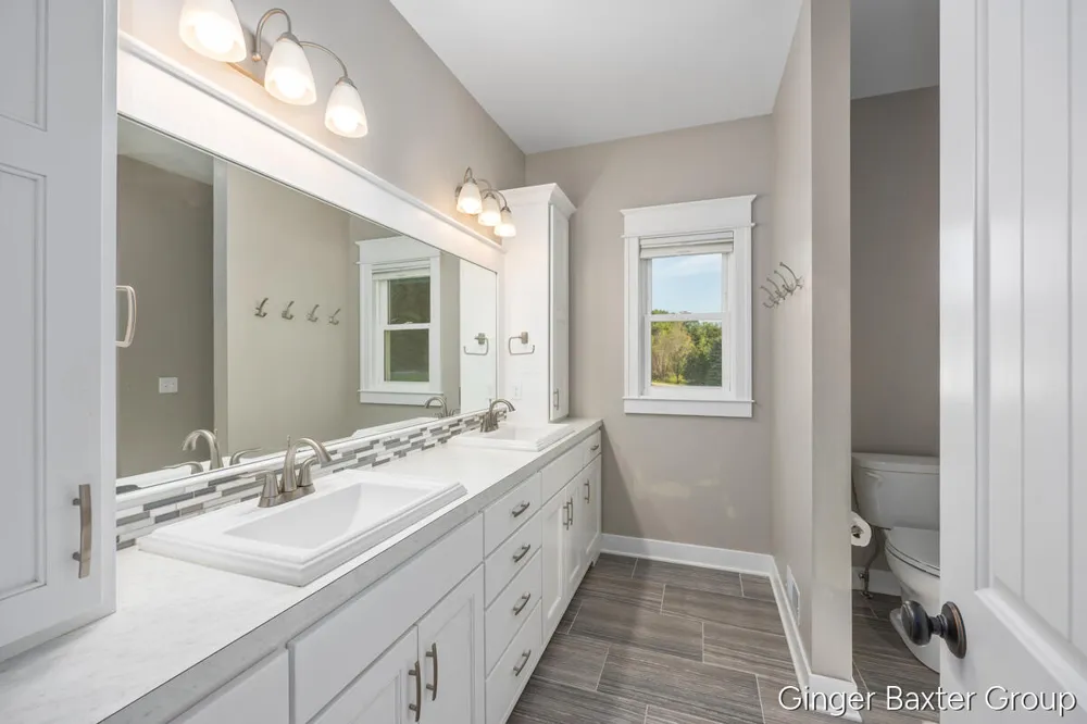 4476 Sunrise Trail Caledonia, MI 49316