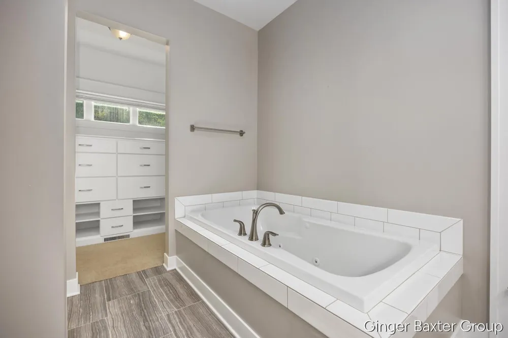 4476 Sunrise Trail Caledonia, MI 49316
