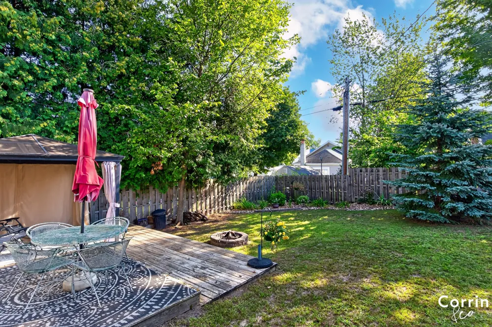 110 S Apple Street Hart, MI 49420