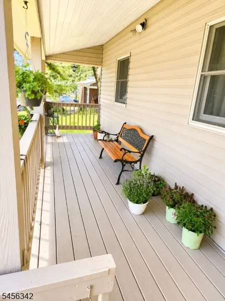 121 Summit Rd Sparta, NJ 07871
