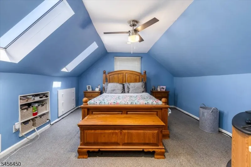 19 Overhill Rd Belleville, NJ 07109