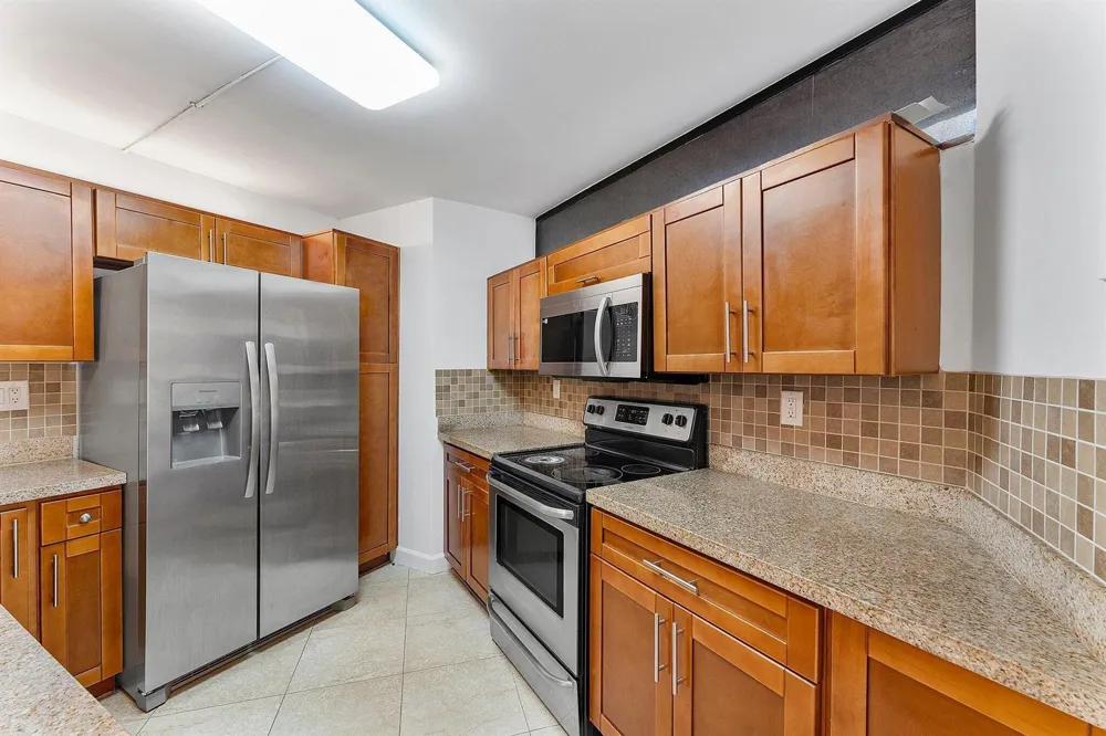 8195 SEVERN DRIVE #A Boca Raton, FL 33433