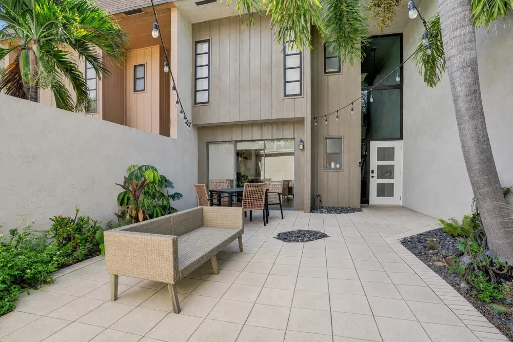 4799 NW 9TH AVENUE Deerfield Beach, FL 33064