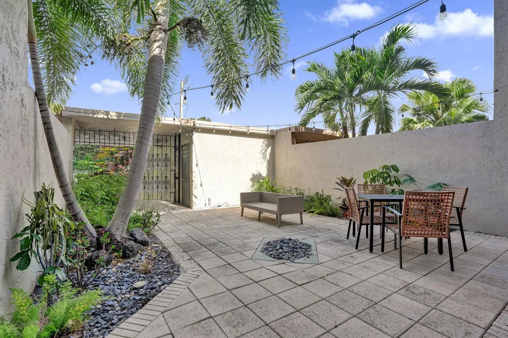 4799 NW 9TH AVENUE Deerfield Beach, FL 33064