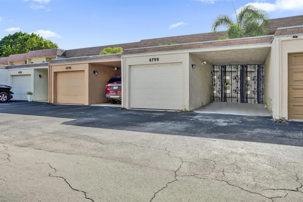 4799 NW 9TH AVENUE Deerfield Beach, FL 33064