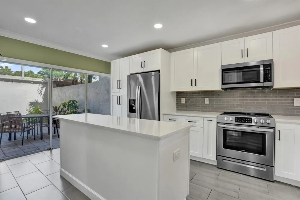 4799 NW 9TH AVENUE Deerfield Beach, FL 33064