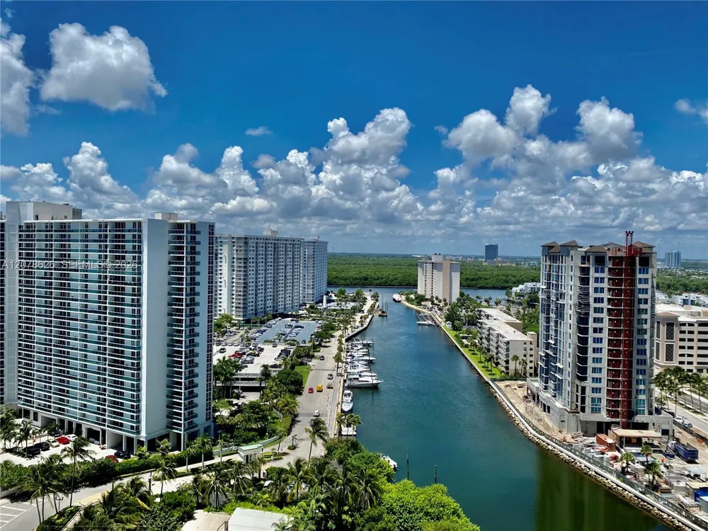 15811 Collins Ave #1605 Sunny Isles Beach, FL 33160