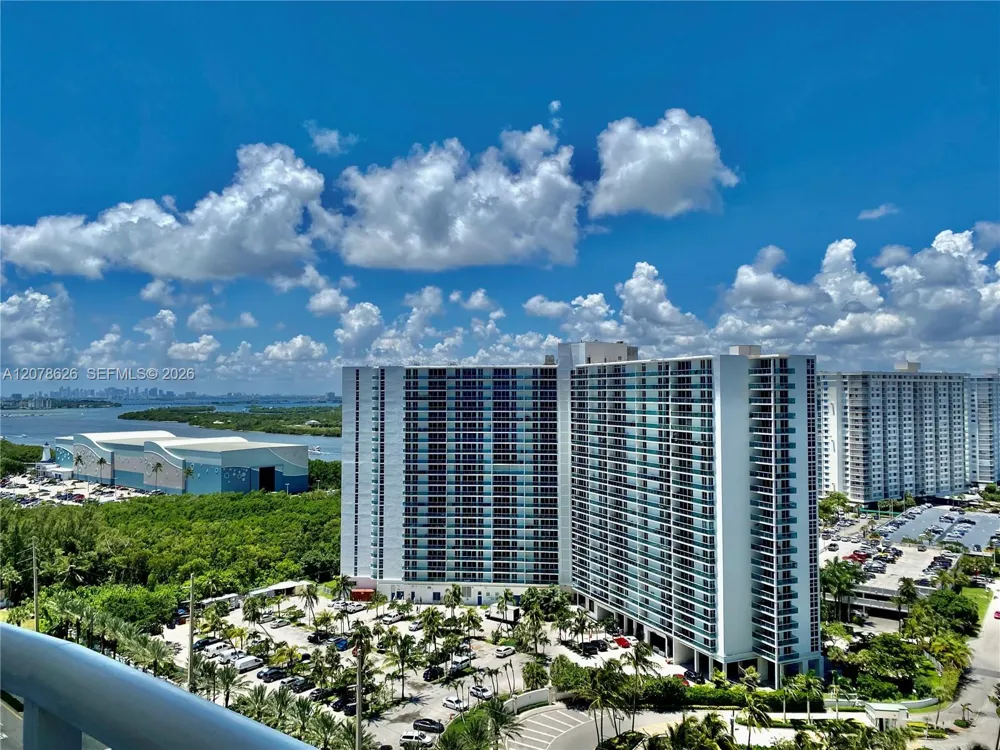 15811 Collins Ave #1605 Sunny Isles Beach, FL 33160
