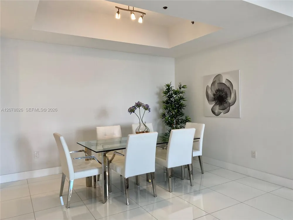 15811 Collins Ave #1605 Sunny Isles Beach, FL 33160