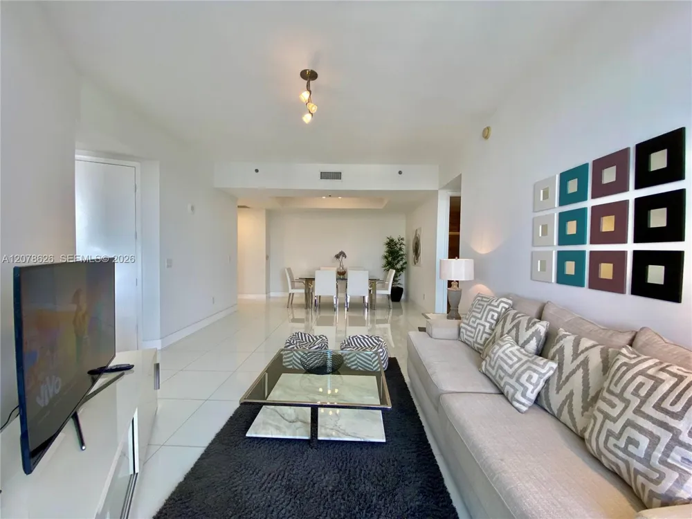 15811 Collins Ave #1605 Sunny Isles Beach, FL 33160