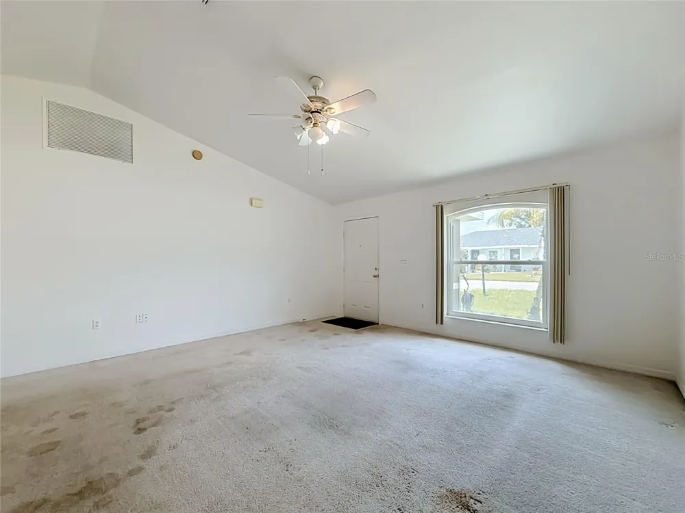 4245 NANDINA STREET Lake Wales, FL 33898