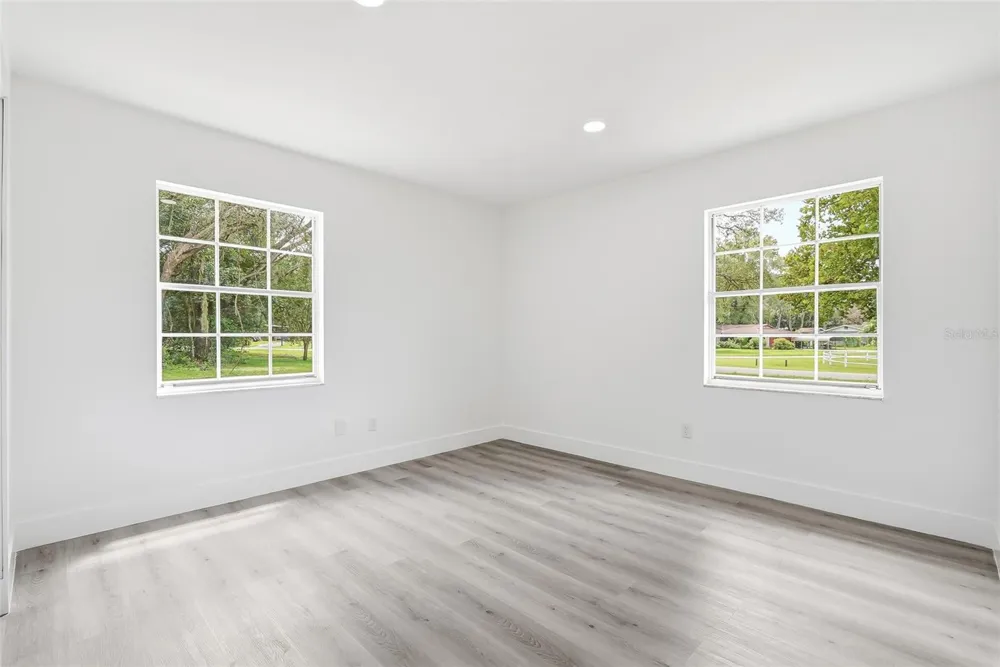 5300 TOWER STREET Dade City, FL 33523