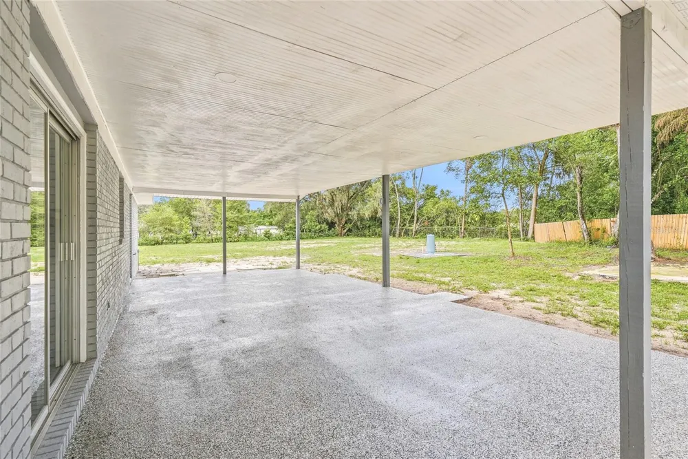 5300 TOWER STREET Dade City, FL 33523