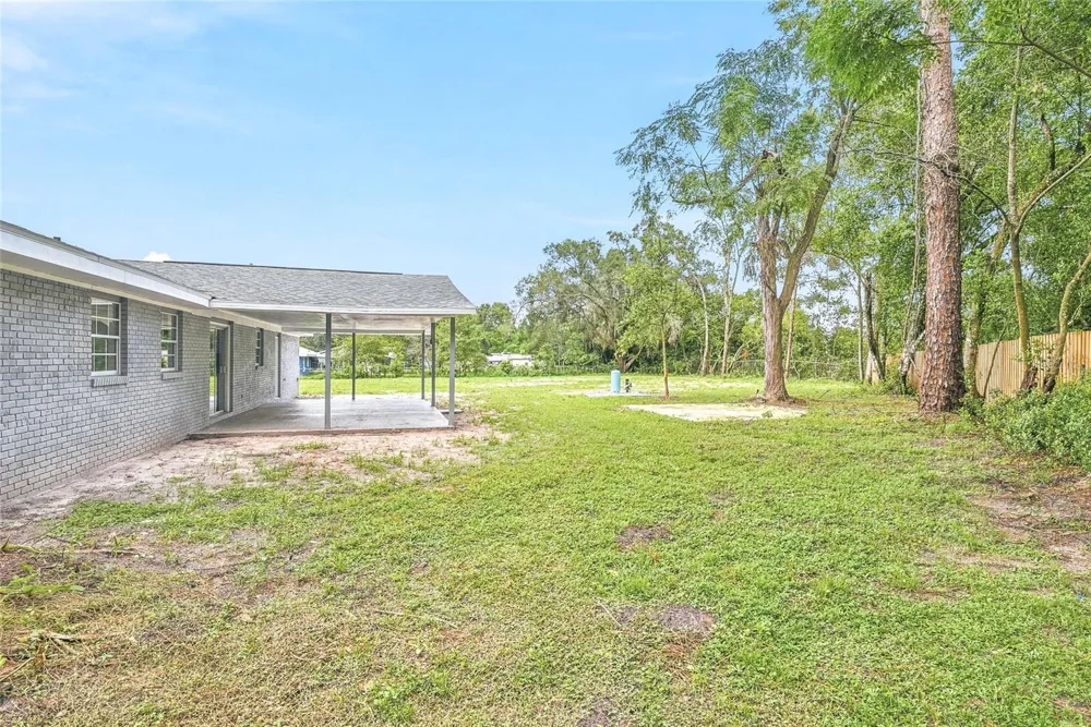 5300 TOWER STREET Dade City, FL 33523
