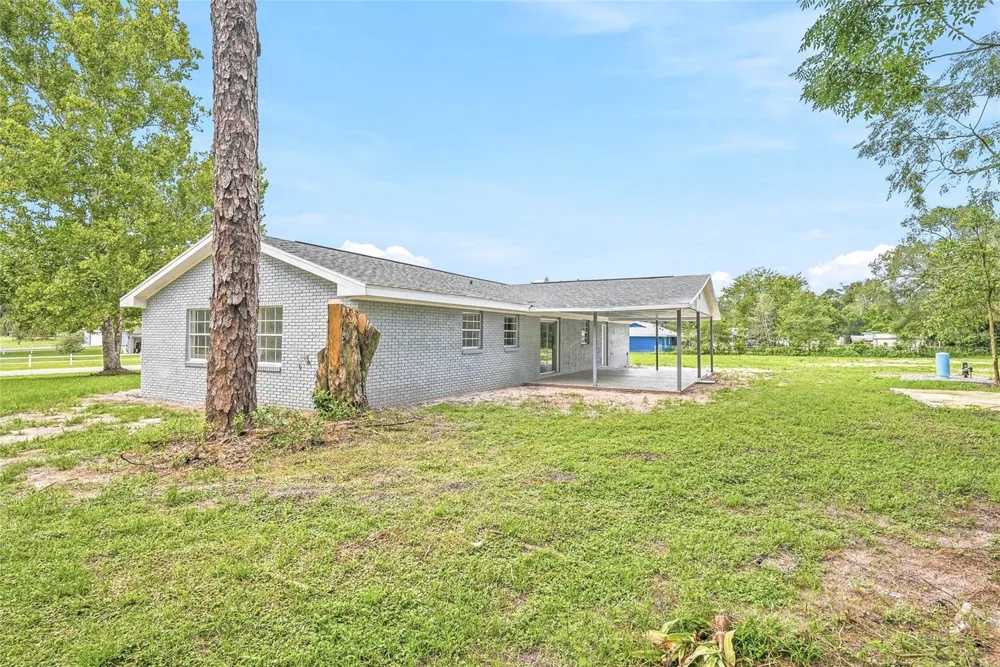 5300 TOWER STREET Dade City, FL 33523
