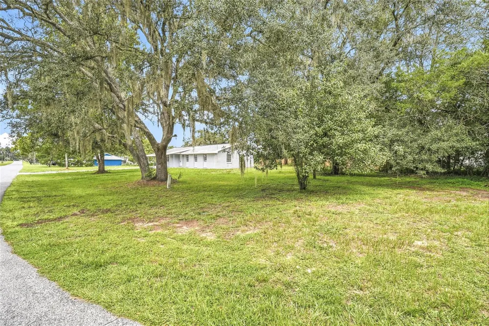 5300 TOWER STREET Dade City, FL 33523