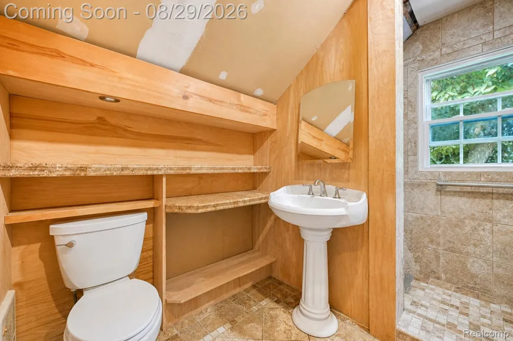 45455 Territorial Road Plymouth Charter Township, MI 48170