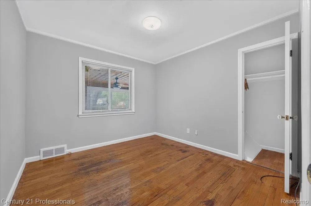 16615 Pomona Drive Redford Charter Township, MI 48240