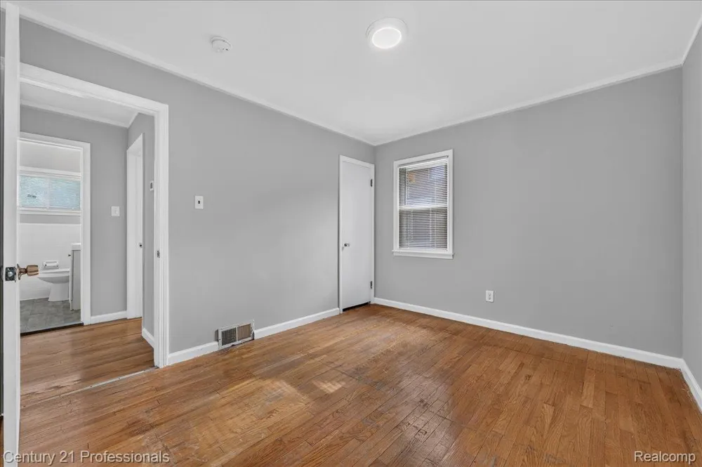16615 Pomona Drive Redford Charter Township, MI 48240