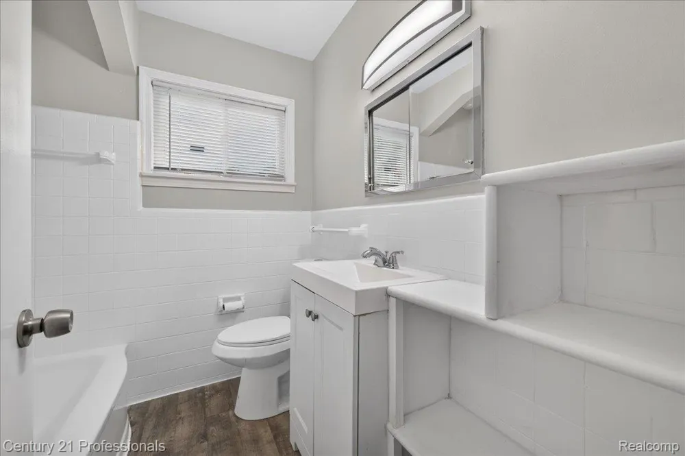 16615 Pomona Drive Redford Charter Township, MI 48240