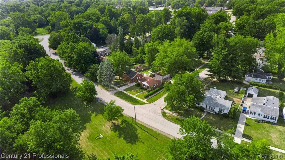 16615 Pomona Drive Redford Charter Township, MI 48240