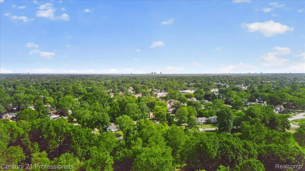 16615 Pomona Drive Redford Charter Township, MI 48240