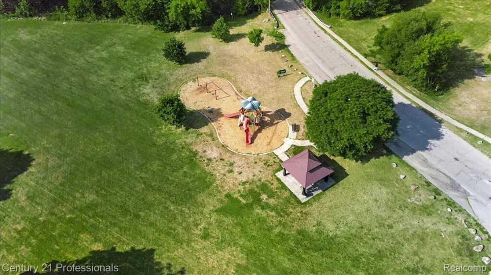 16615 Pomona Drive Redford Charter Township, MI 48240